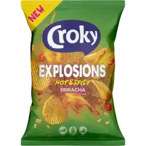Zak Croky Explosions Sriracha chips met vurige chilikruiding.