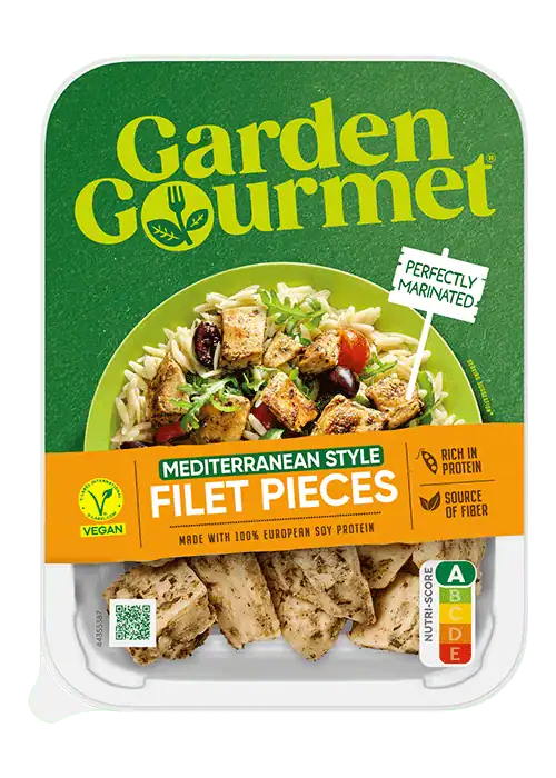 Kipstukjes met tomaat en kruiden