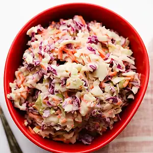 Plantaardige bijgerechten & basisrecepten 9 Kom coleslaw met vegan mayonaise