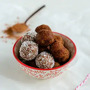 Energy bites met dadels en noten